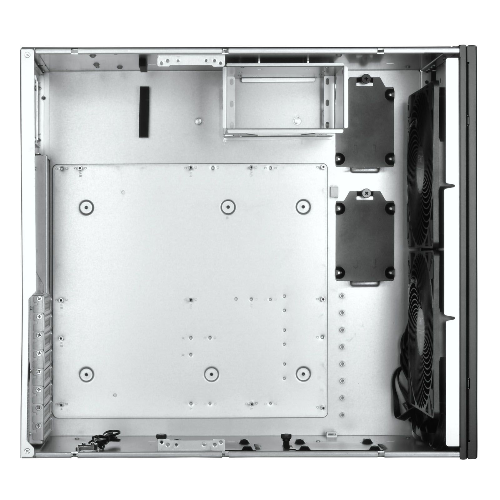 Корпус Silverstone SST-RM51