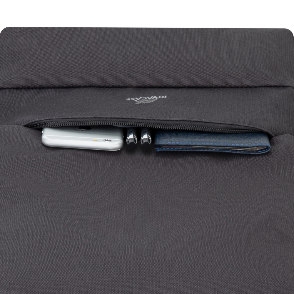 Рюкзак для ноутбука 15.6" Riva 7562 черный полиэстер (7562 BLACK)