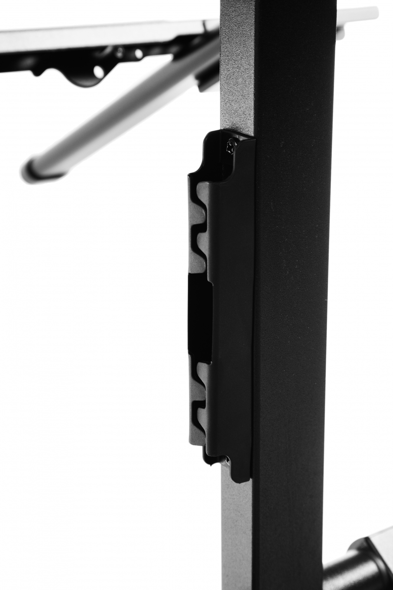 Кронштейн для телевизора Ultramounts UM913 черный 37"-90" макс.75кг настенный поворотно-выдвижной и 