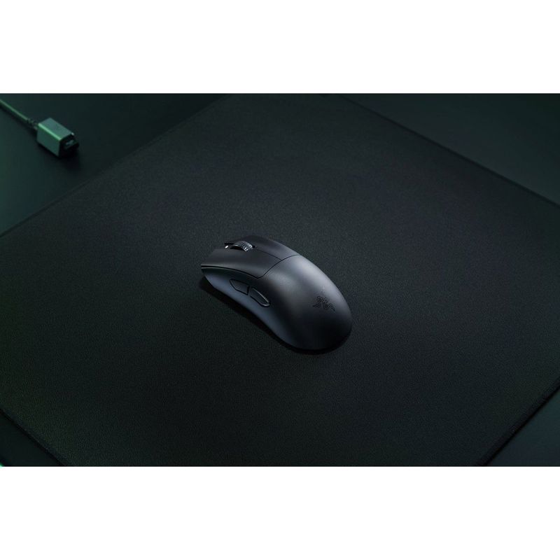 Мышь Razer DeathAdder V3 HyperSpeed черный оптическая 6400dpi беспров. USB 6but (RZ01-05140100-R3G1)