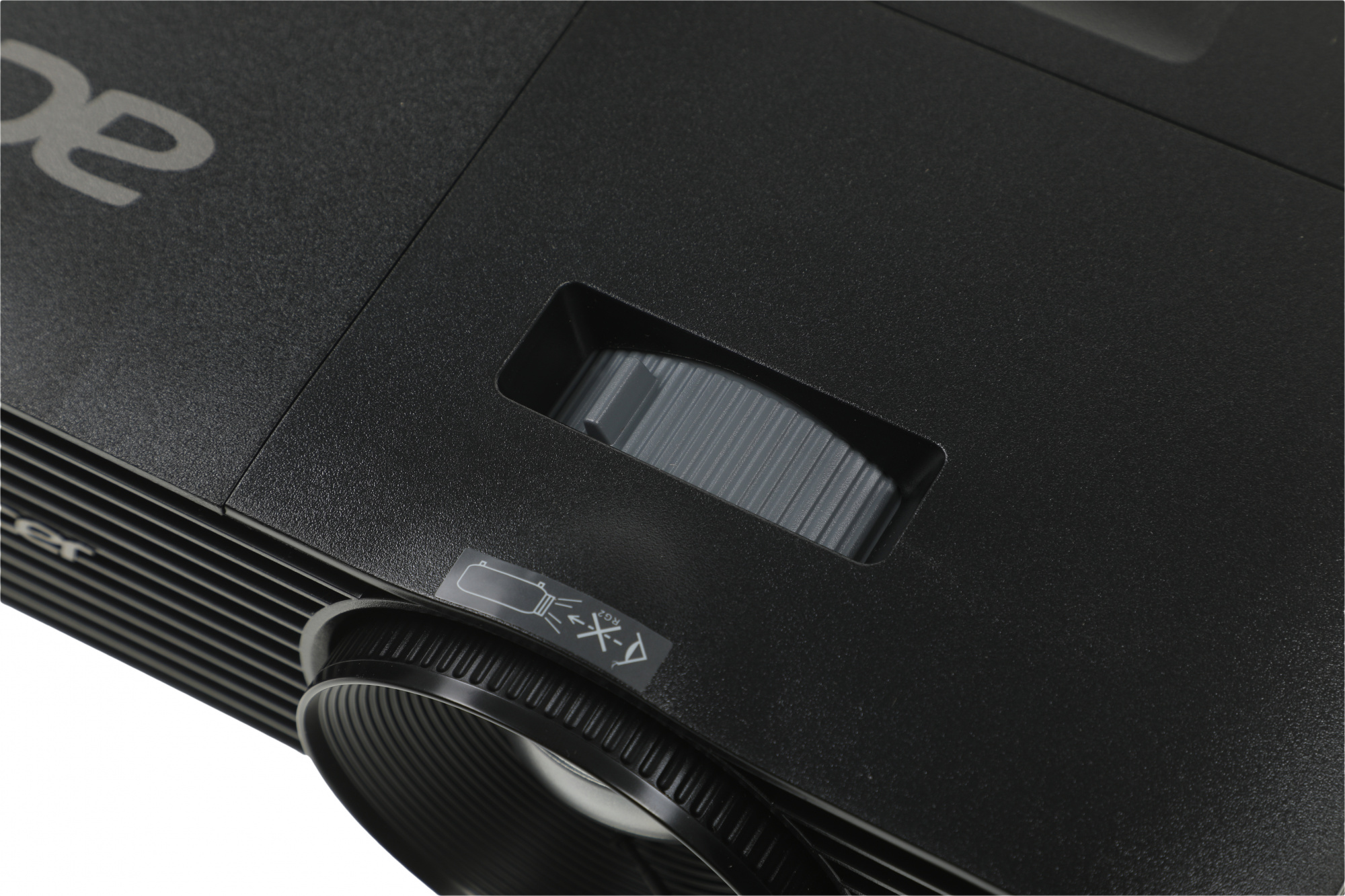 Проектор Acer X1228i DLP 4500Lm LS (1024x768) 20000:1 ресурс лампы:6000часов 1xHDMI 2.75кг