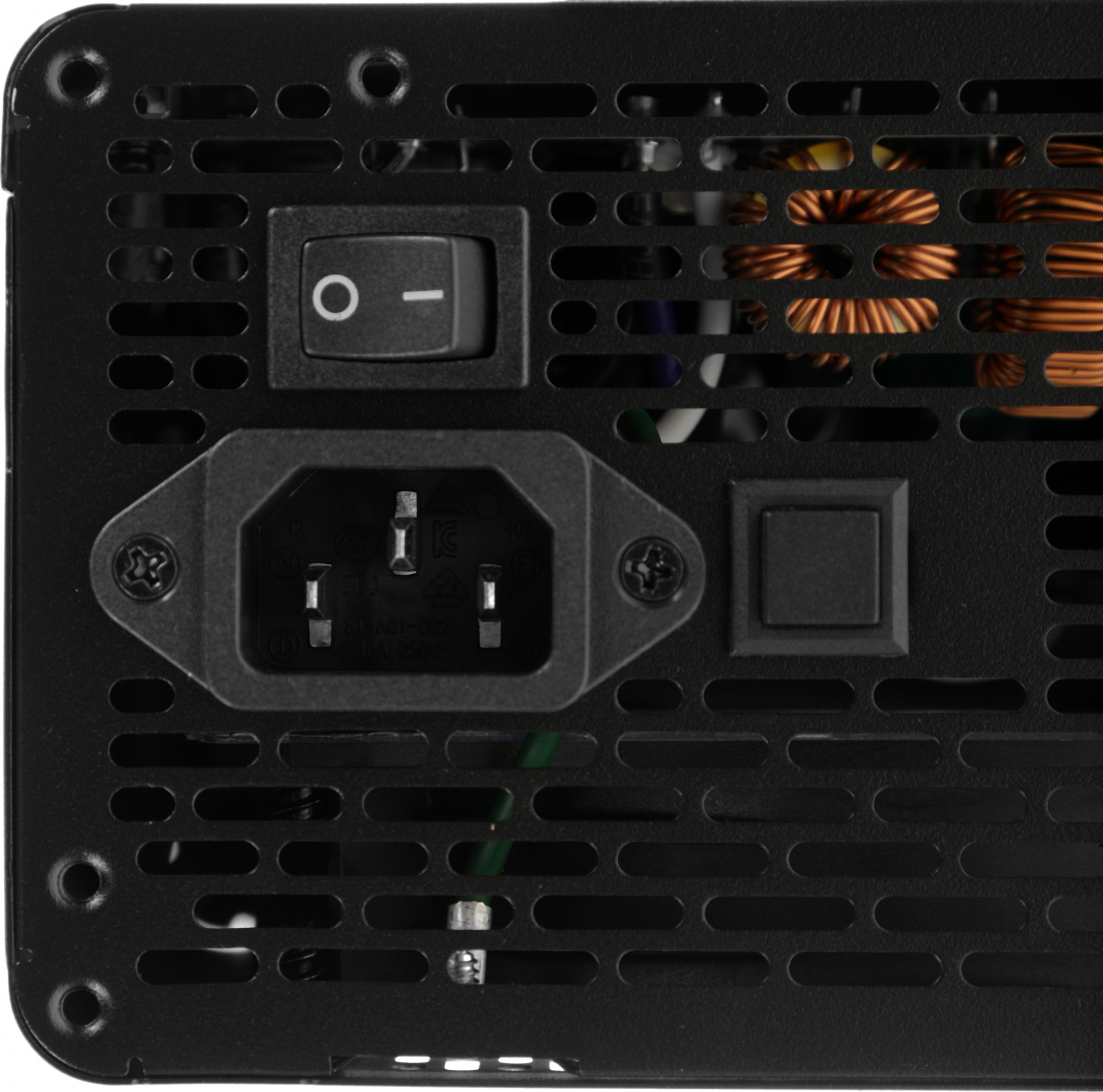 Блок питания Thermaltake ATX 750W Smart BX1 RGB 80+ bronze (20+4pin) APFC 120mm fan color LED 8xSATA