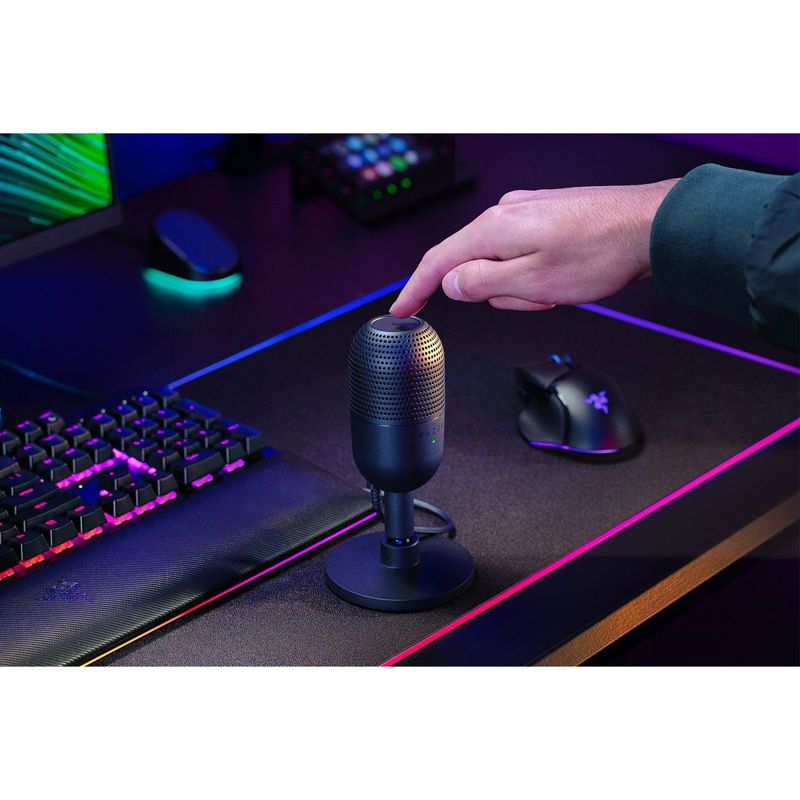 Микрофон Razer Seiren V3 Mini Ultra-Compact USB Microphone