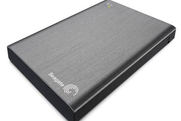 Внешний жесткий диск 1TB Seagate STCK1000200  Wireless Plus 2.5", USB 3.0, Wi-Fi Черный