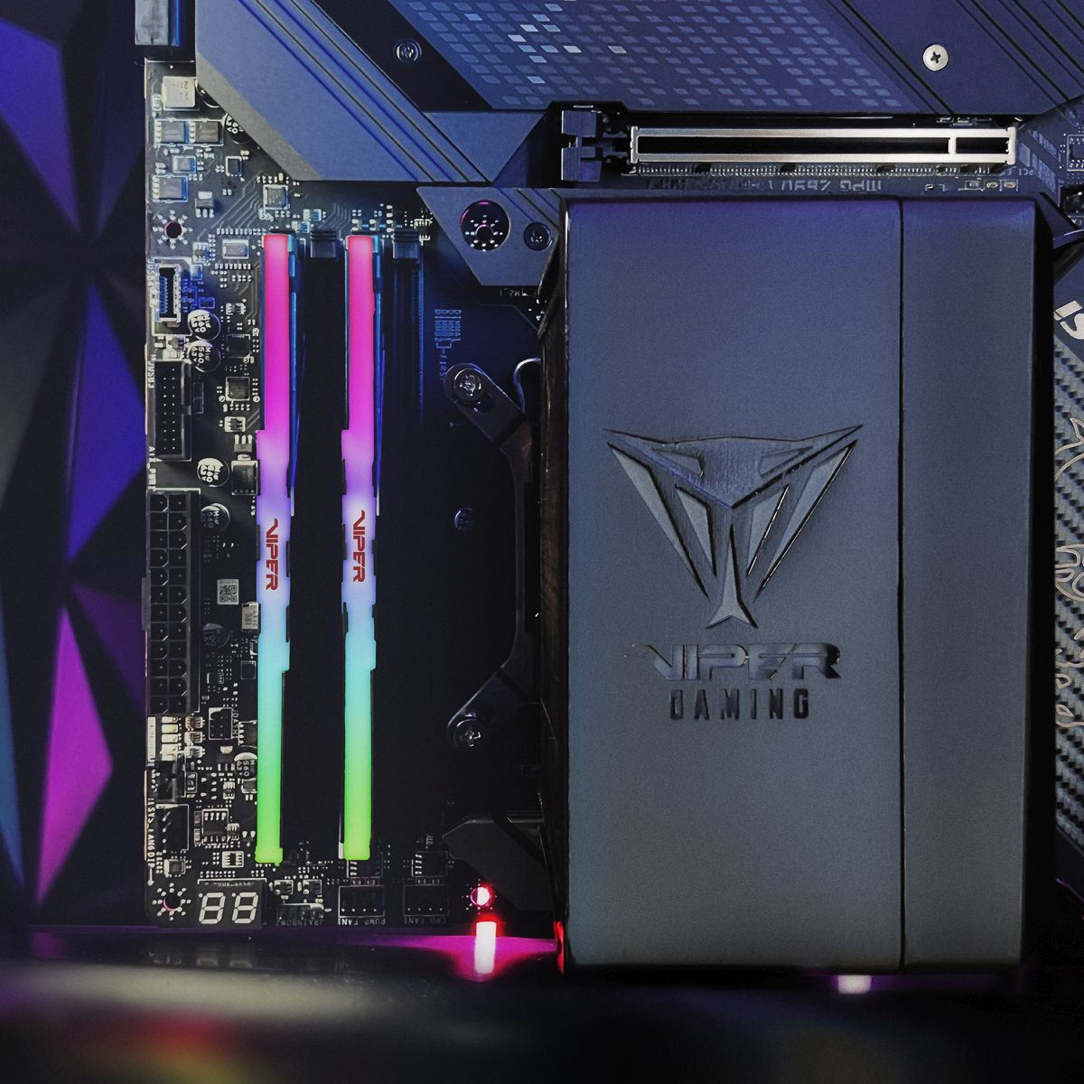 Память DDR5 2x16Gb 7400MHz Patriot PVVR532G740C36K Viper Venom RGB RTL Gaming PC5-59200 CL36 DIMM 28