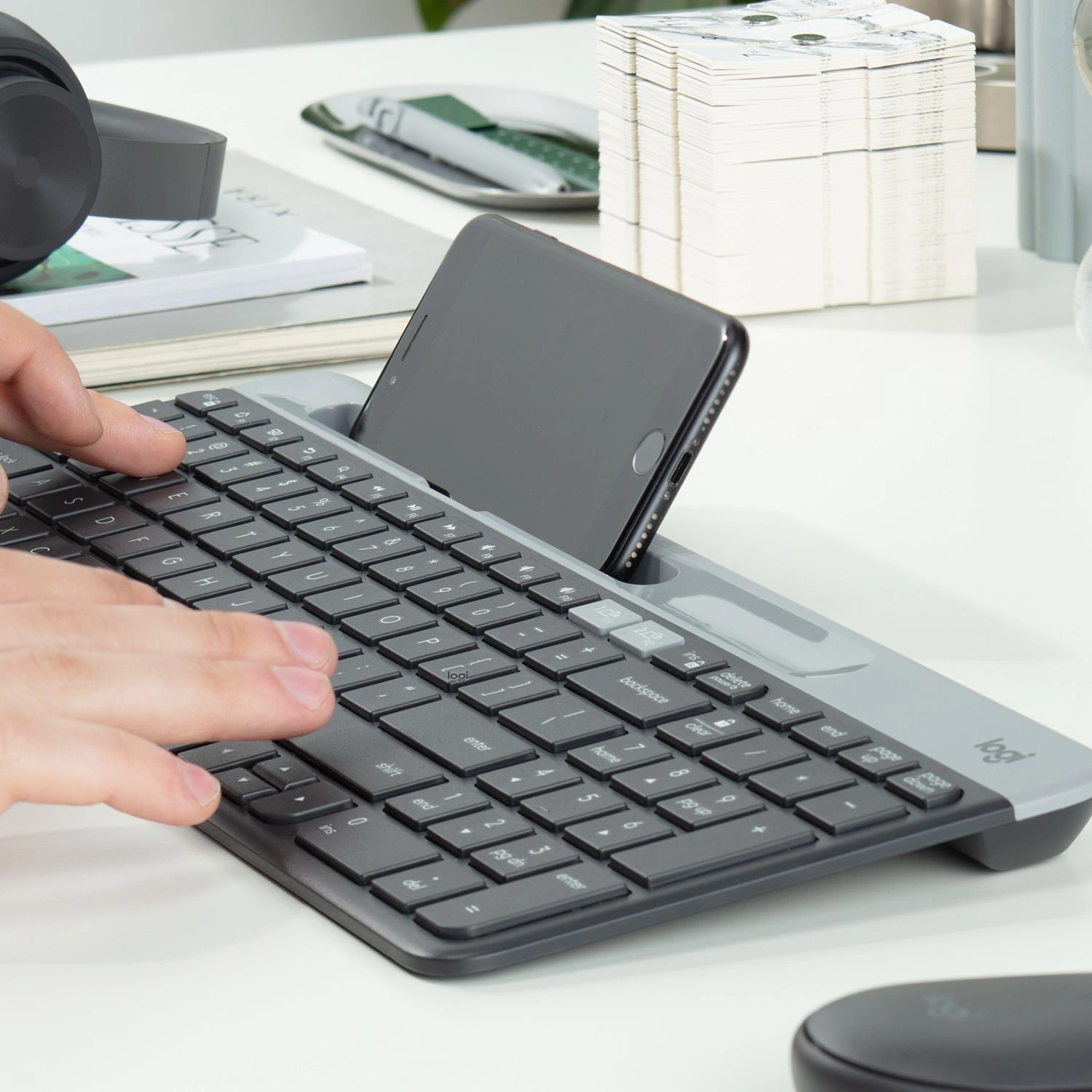 Клавиатура беспроводная Logitech K580 (920-009208) черный