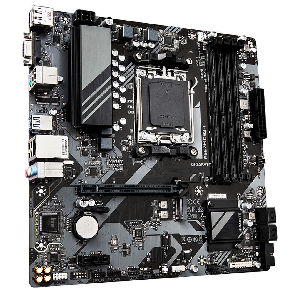 Материнская плата Gigabyte OEM A620M DS3H, Socket AM5, AMD A620, 4xDDR5-5200, D-SUB+HDMI+DP, 1xPCI-E