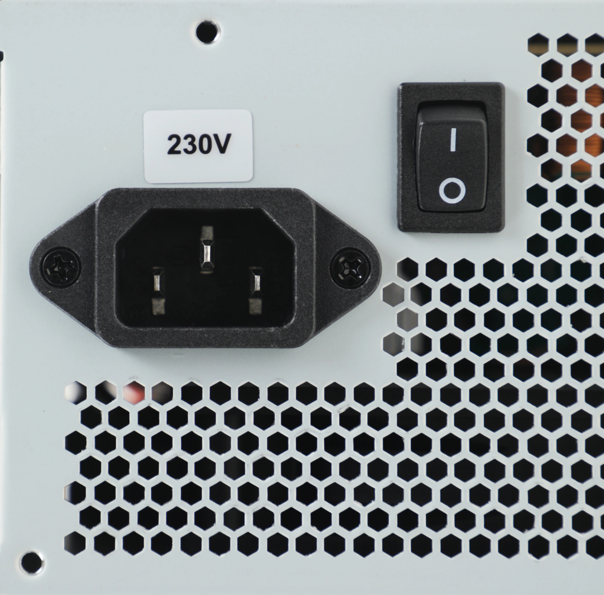 Блок питания Chieftec ATX 700W VALUE APB-700B8 80+ (20+4pin) APFC 120mm fan 4xSATA