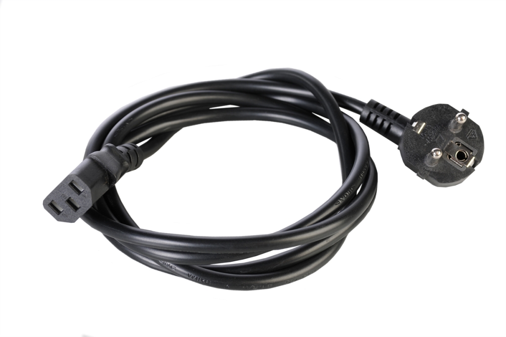 Шнур ЦМО Шнур питания с заземлением IEC 60320 C13/Schuko, 10 А / 250 В (3  1,0), длина 3 м