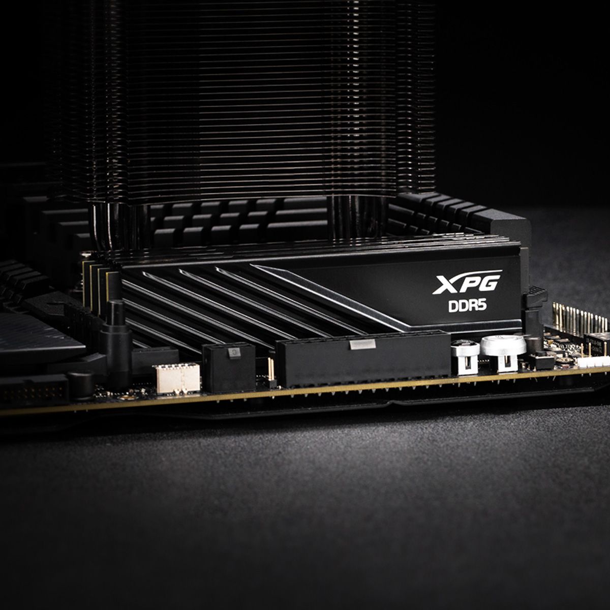 Память DDR5 2x16GB 6000MHz A-Data AX5U6000C3016G-DTLABBK XPG Lancer Blade RTL Gaming PC5-48000 CL30 
