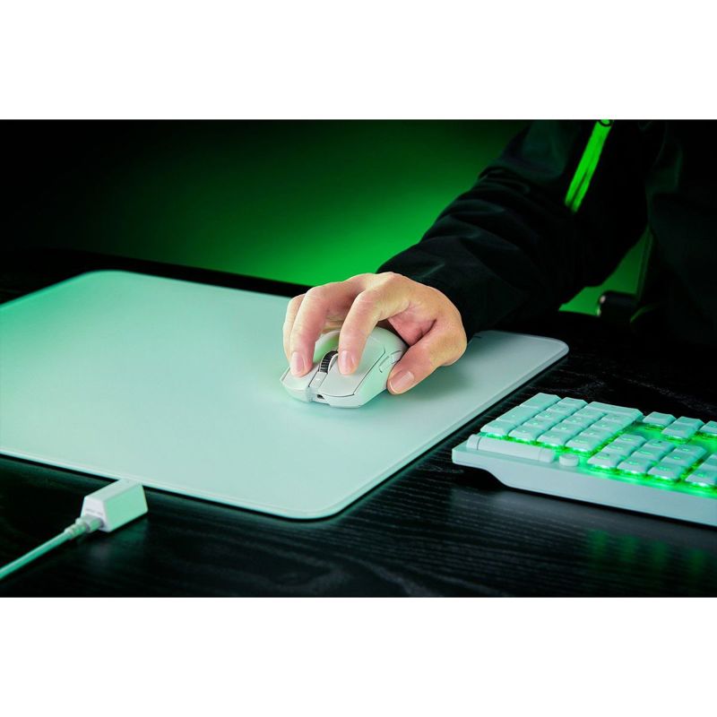 Игровая мышь Razer Viper V3 Pro White Gaming Mouse