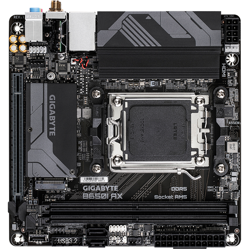 Материнская плата Gigabyte B650I AX Socket AM5 AMD B650 2xDDR5 mini-ITX AC`97 8ch(7.1) 2.5Gg RAID+HD
