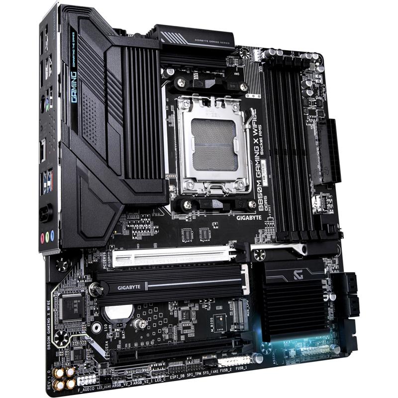 Материнская плата Gigabyte B850M GAMING X WF6E Socket AM5 AMD B850 4xDDR5 mATX AC`97 8ch(7.1) 2.5Gg 