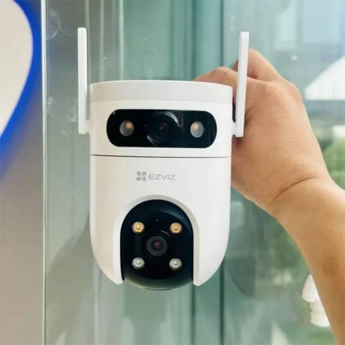 Умная домашняя Wi-Fi камера Ezviz H9C с двумя объективами по 3 Мп