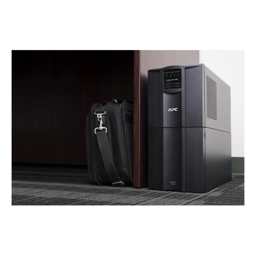 Источник бесперебойного питания APC Smart-UPS SMT3000IC 2700Вт 3000ВА черный