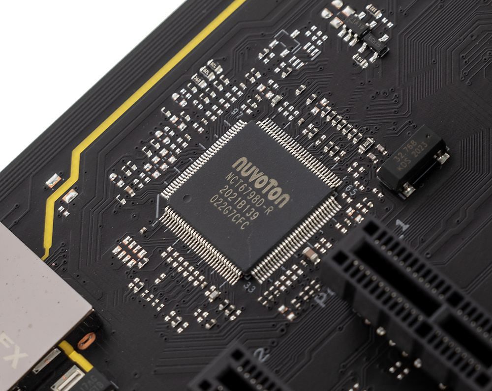 Материнская плата Asus ROG STRIX B550-F GAMING Soc-AM4 AMD B550 4xDDR4 ATX AC`97 8ch(7.1) 2.5Gg RAID