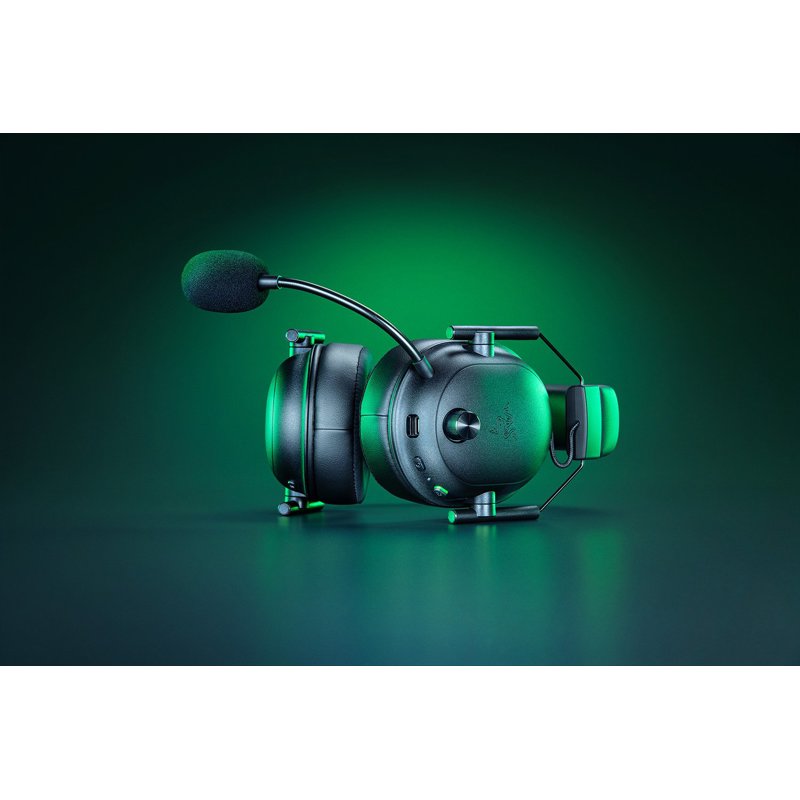 Наушники с микрофоном Razer Blackshark V2 HyperSpeed черный мониторные BT/Radio оголовье (RZ04-04960