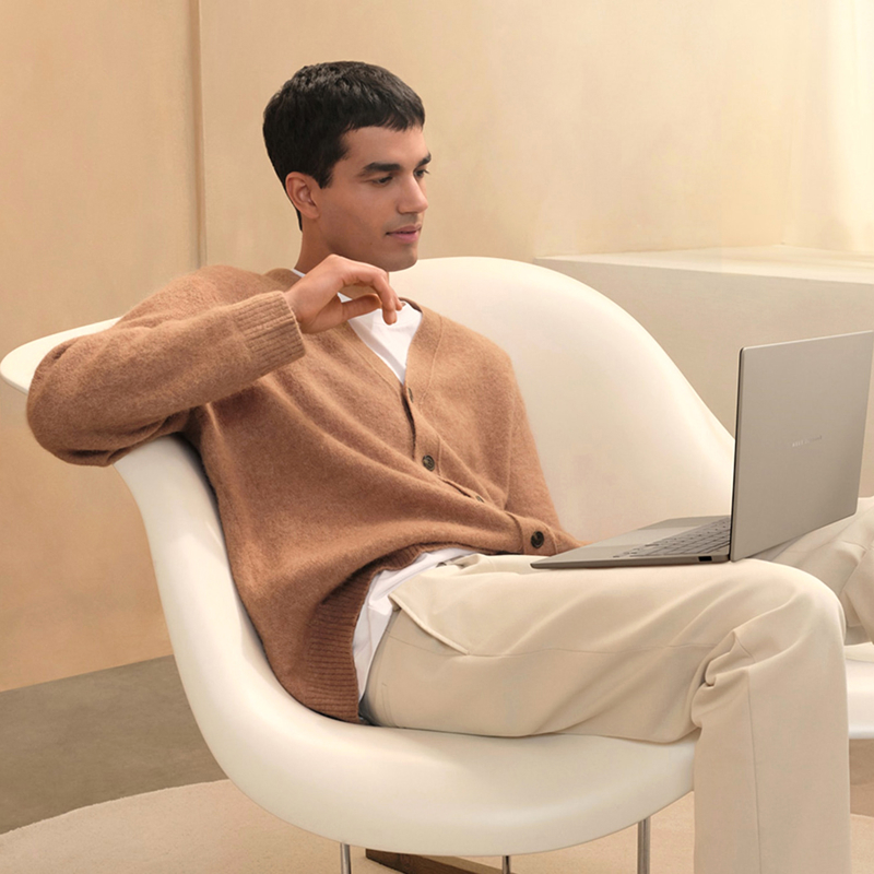 Ноутбук Asus Zenbook 14 UX3407QA-QD197W Snapdragon X X1-26-100 16Gb SSD512Gb Qualcomm Adreno 14" OLE