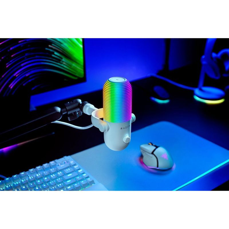 Микрофон Razer Seiren V3 Chroma White Edition